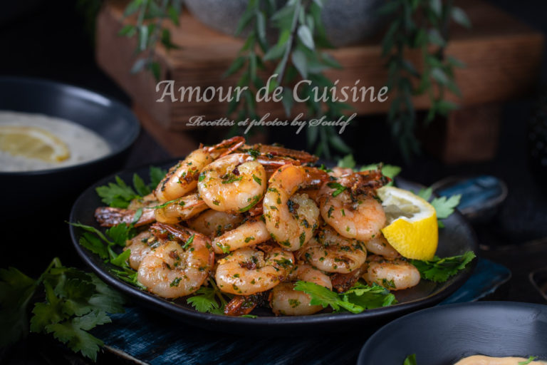 Garlic butter sauteed prawns (shrimp)