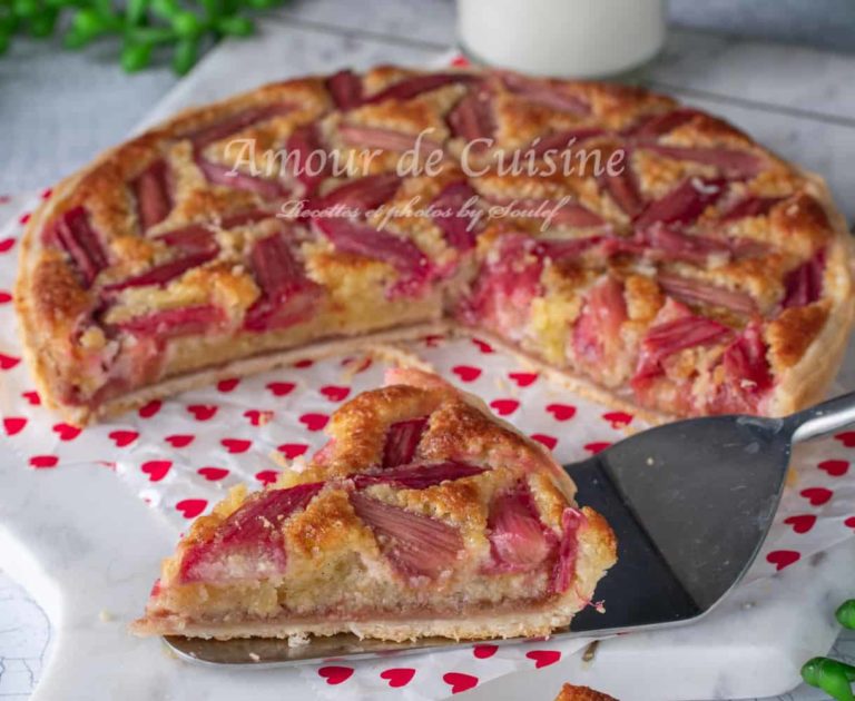 rhubarb almond tart