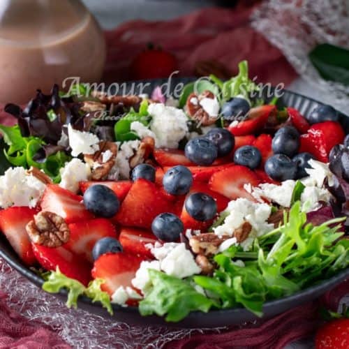 strawberry pecan and feta salad